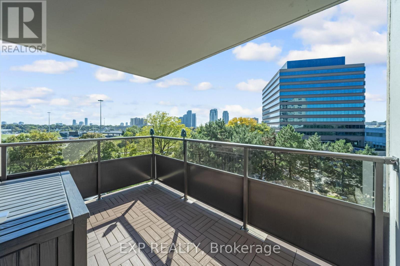 519 - 451 Westmall, Toronto, Ontario  M9C 1G1 - Photo 39 - W12458810