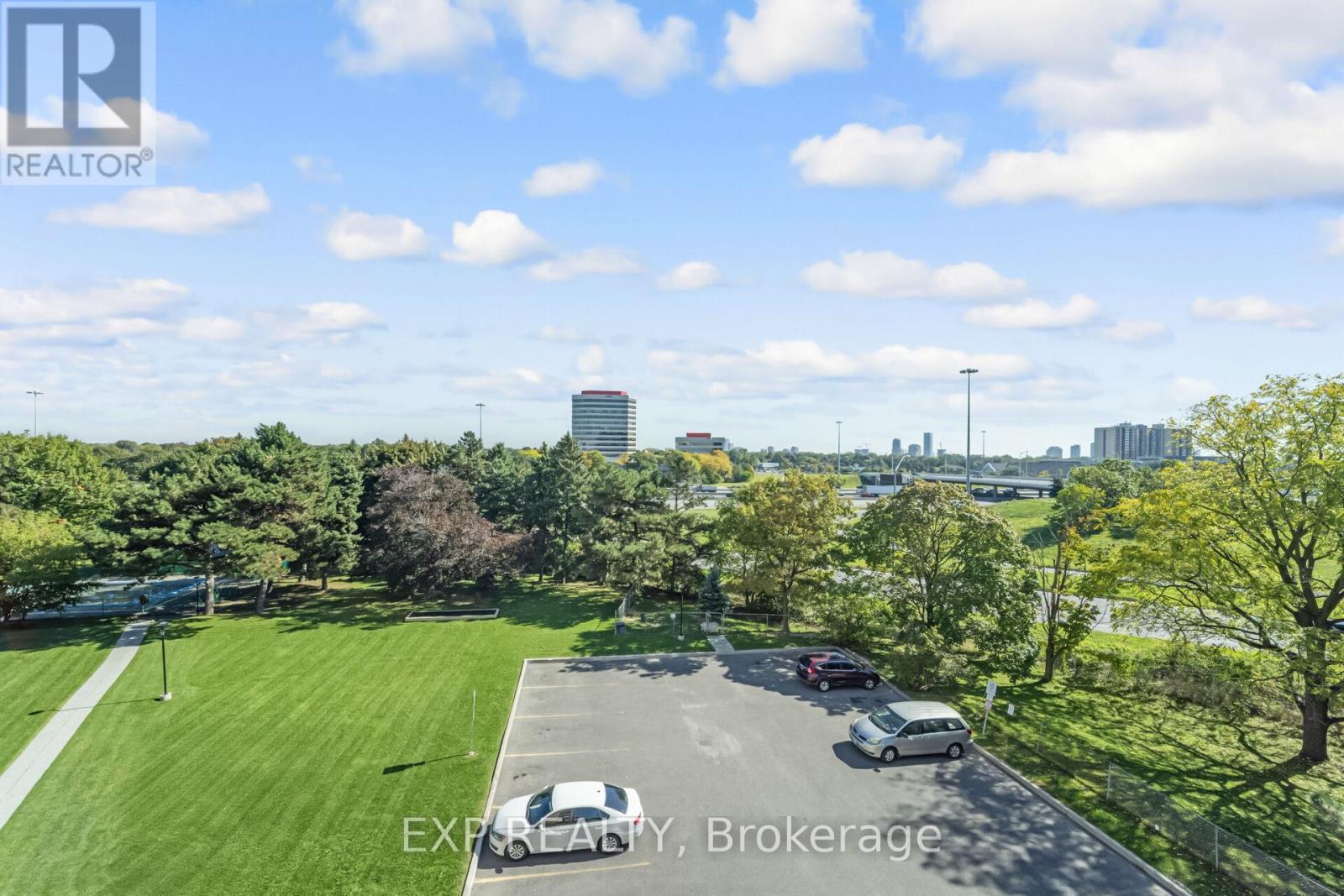 519 - 451 Westmall, Toronto, Ontario  M9C 1G1 - Photo 41 - W12458810