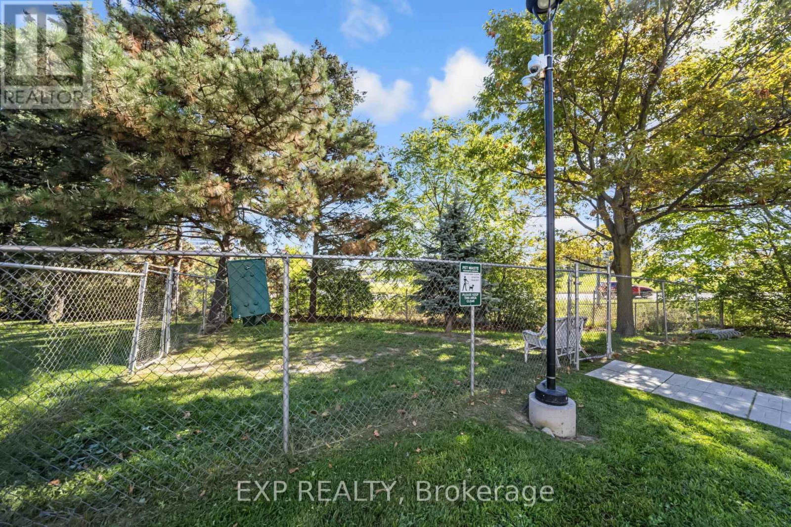 519 - 451 Westmall, Toronto, Ontario  M9C 1G1 - Photo 44 - W12458810