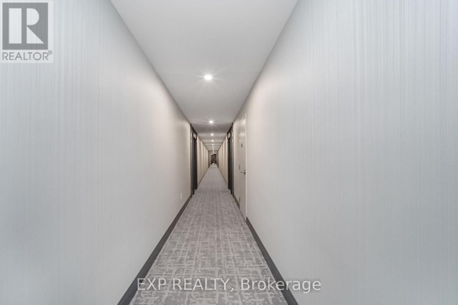519 - 451 Westmall, Toronto, Ontario  M9C 1G1 - Photo 9 - W12458810