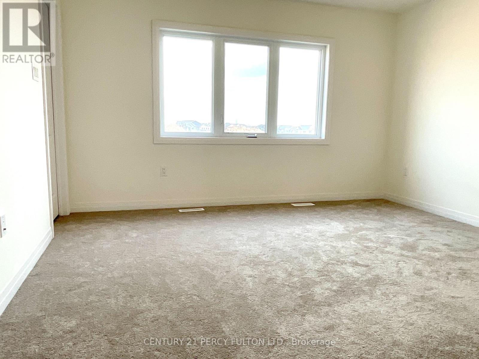 242 Port Crescent, Welland, Ontario  L3B 0N3 - Photo 14 - X12458803