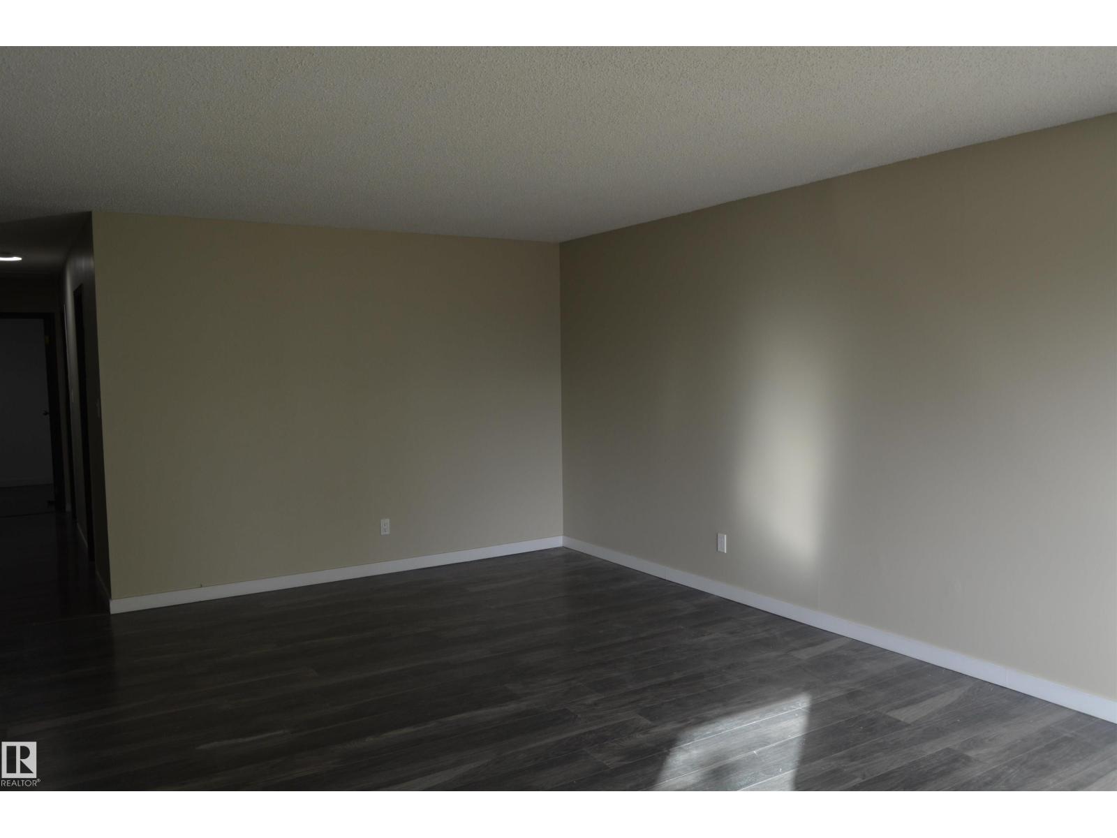 132 Millbourne Rd E Nw, Edmonton, Alberta  T6K 0K9 - Photo 13 - E4461871