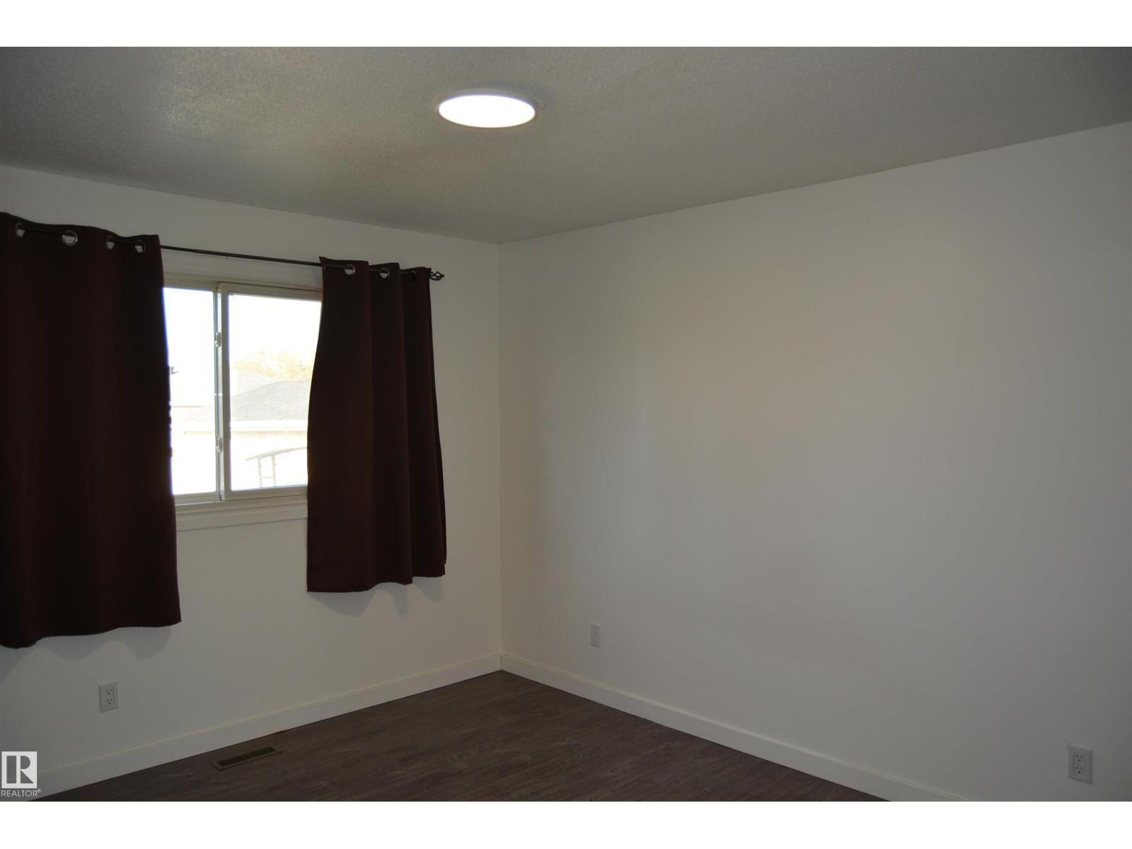 132 Millbourne Rd E Nw, Edmonton, Alberta  T6K 0K9 - Photo 24 - E4461871