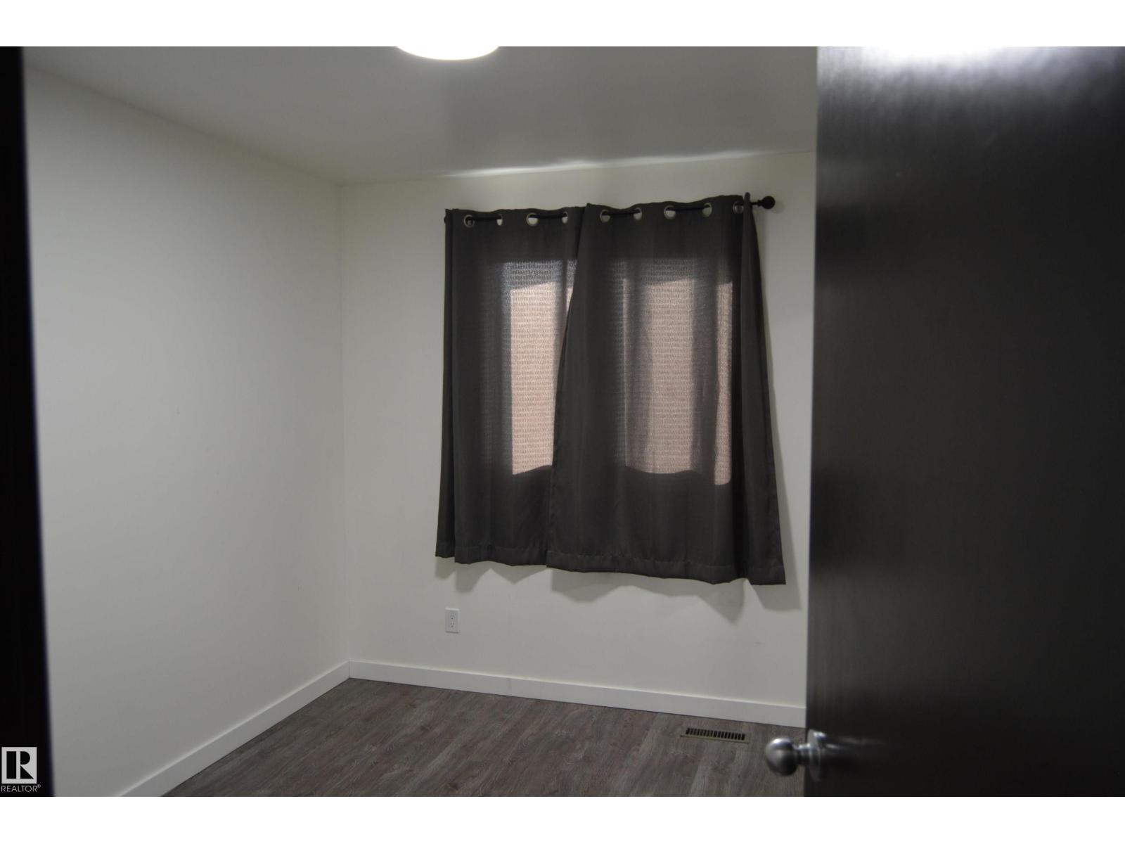 132 Millbourne Rd E Nw, Edmonton, Alberta  T6K 0K9 - Photo 30 - E4461871