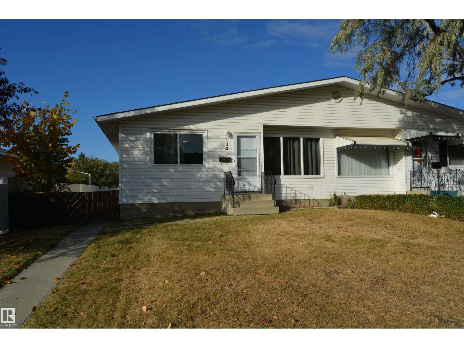 132 Millbourne Rd E Nw, Edmonton, Alberta  T6K 0K9 - Photo 6 - E4461871