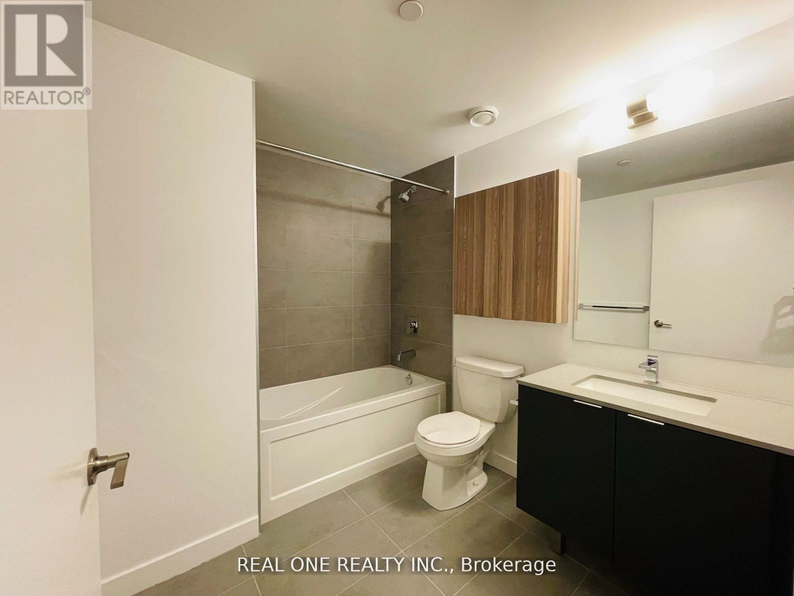 423 - 8 Tippett Road, Toronto, Ontario  M3H 0E7 - Photo 6 - C12458814