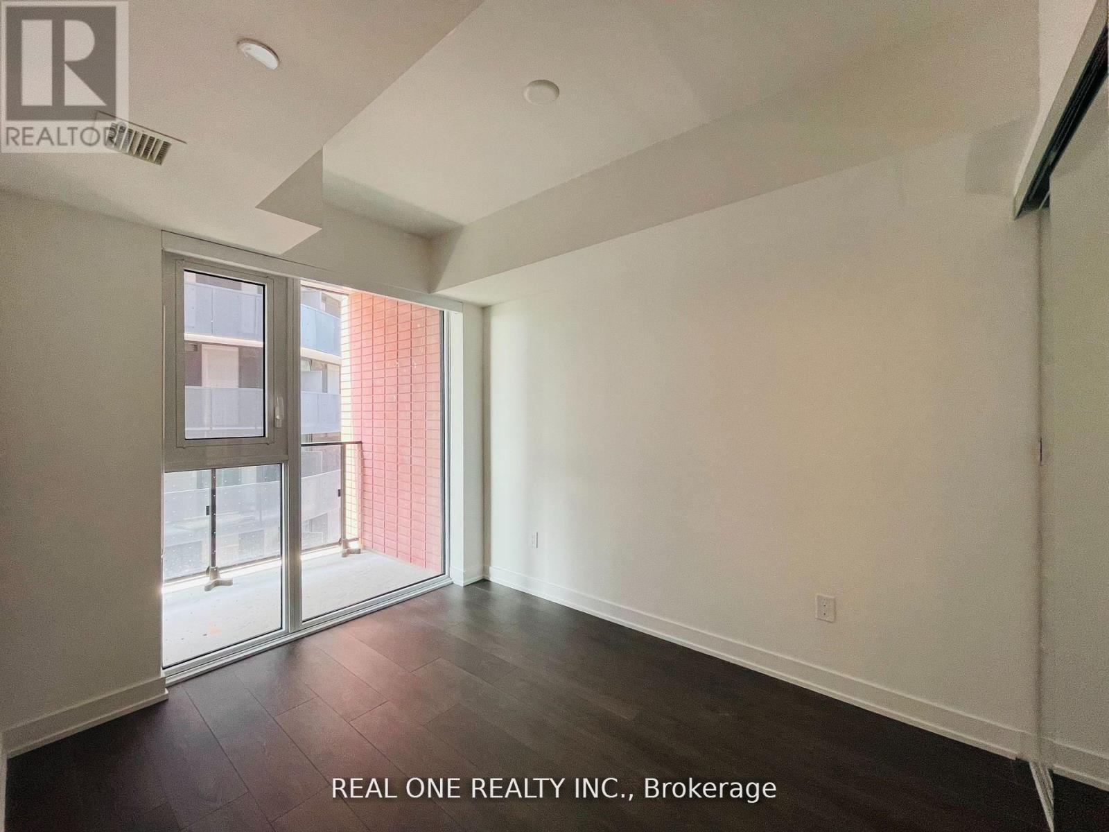 423 - 8 Tippett Road, Toronto, Ontario  M3H 0E7 - Photo 8 - C12458814