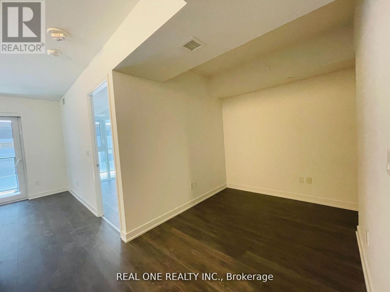 423 - 8 Tippett Road, Toronto, Ontario  M3H 0E7 - Photo 9 - C12458814
