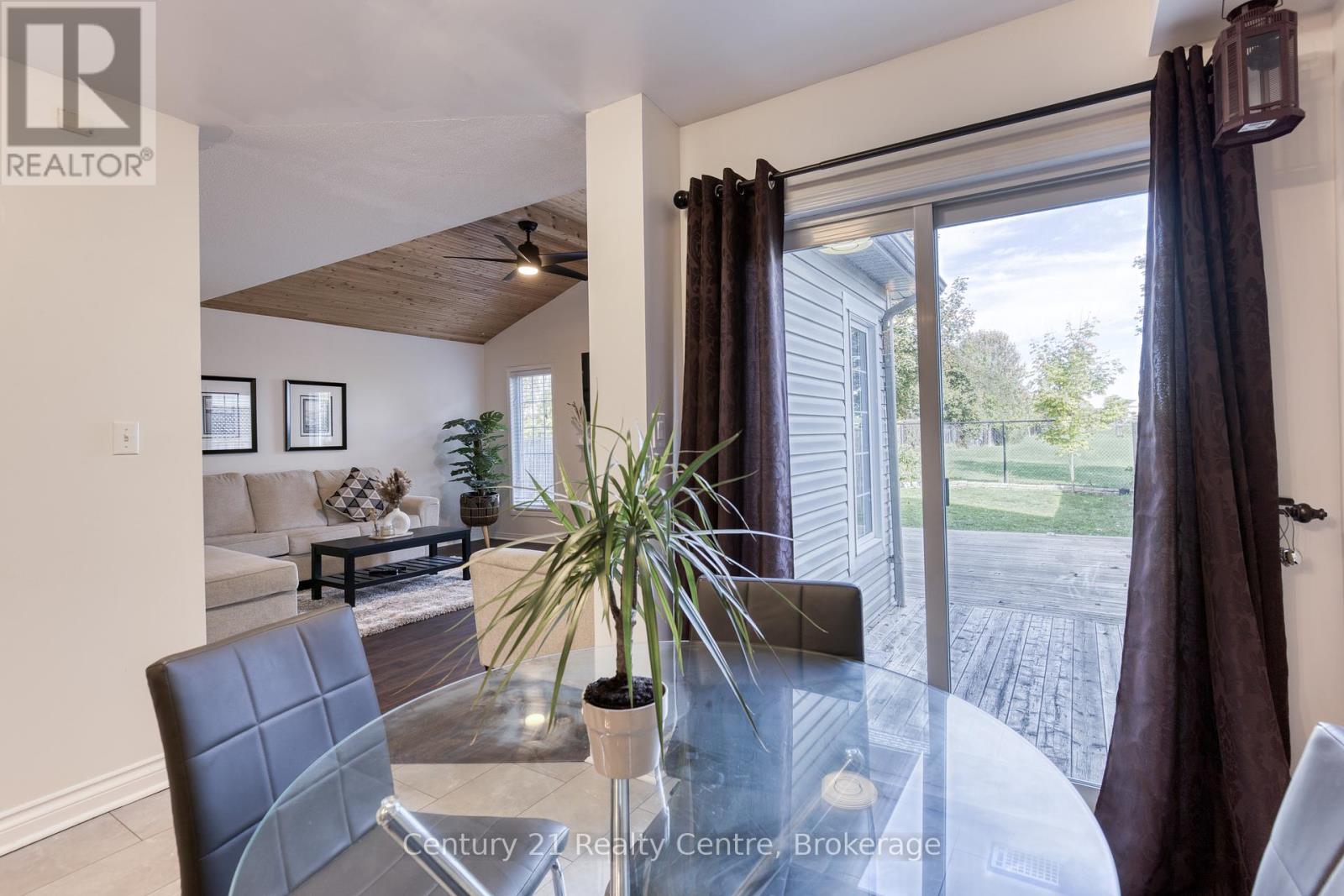 45 Hatch Street E, Whitby, Ontario  L1M 2H9 - Photo 18 - E12458816