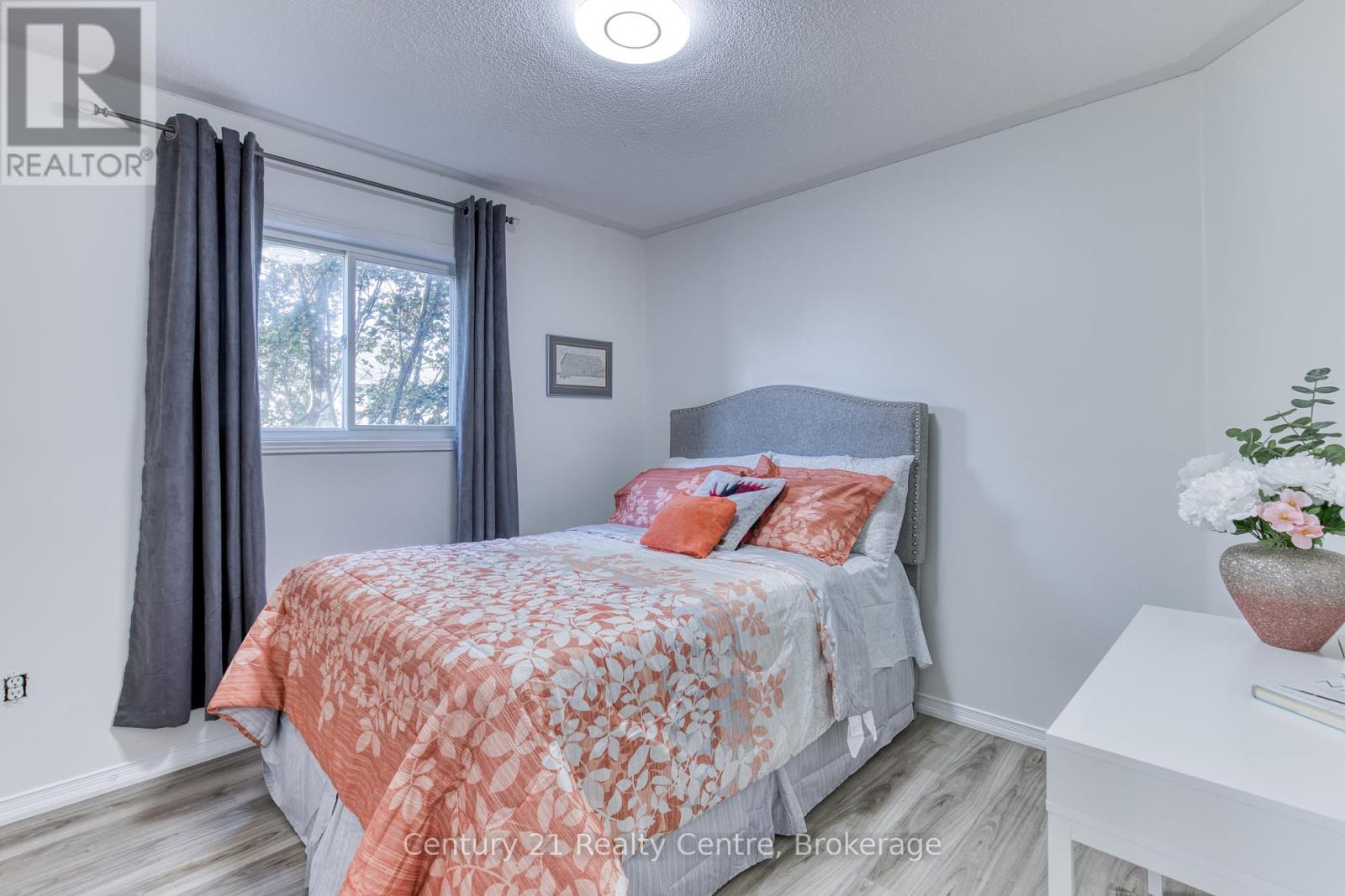 45 Hatch Street E, Whitby, Ontario  L1M 2H9 - Photo 34 - E12458816