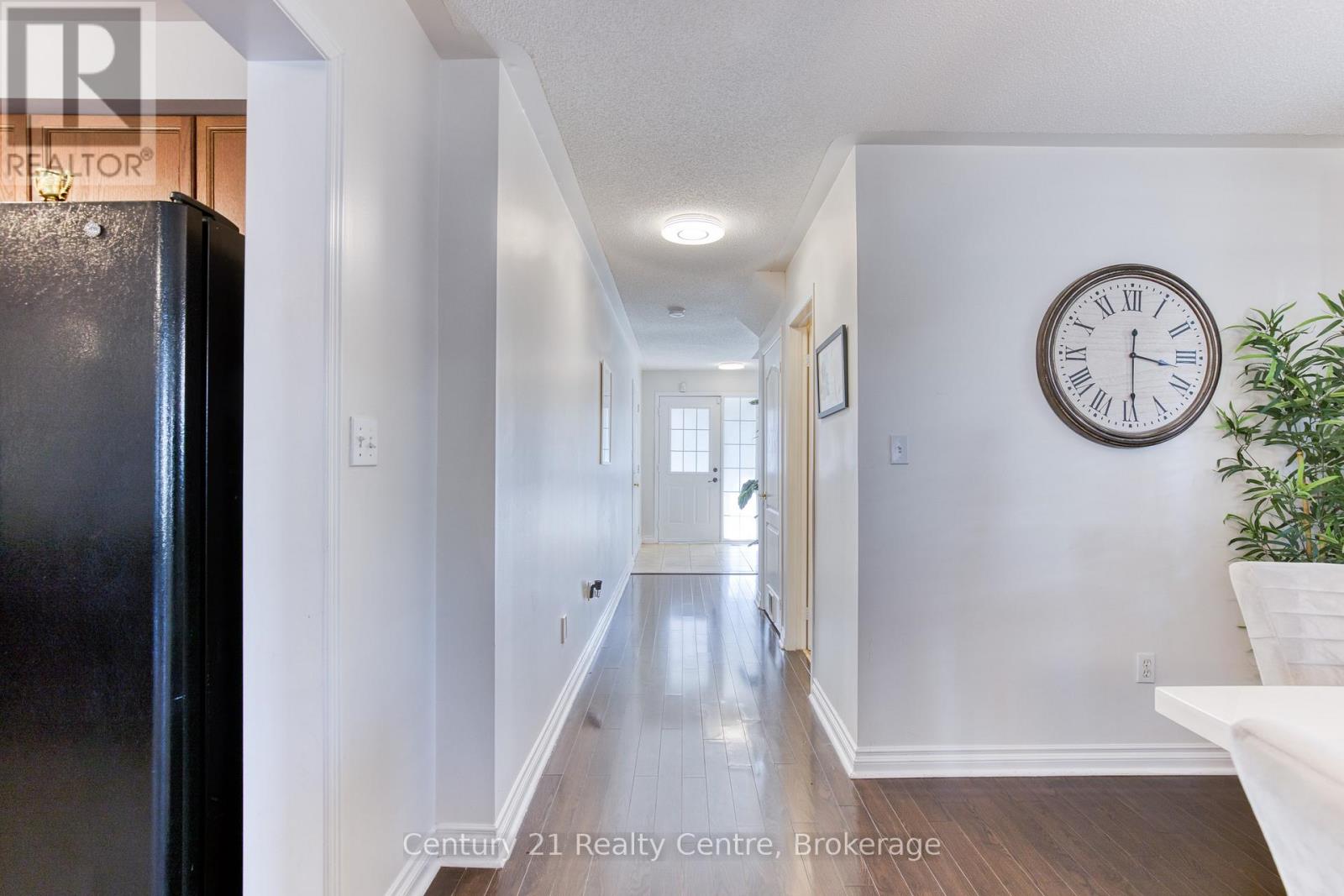 45 Hatch Street E, Whitby, Ontario  L1M 2H9 - Photo 7 - E12458816