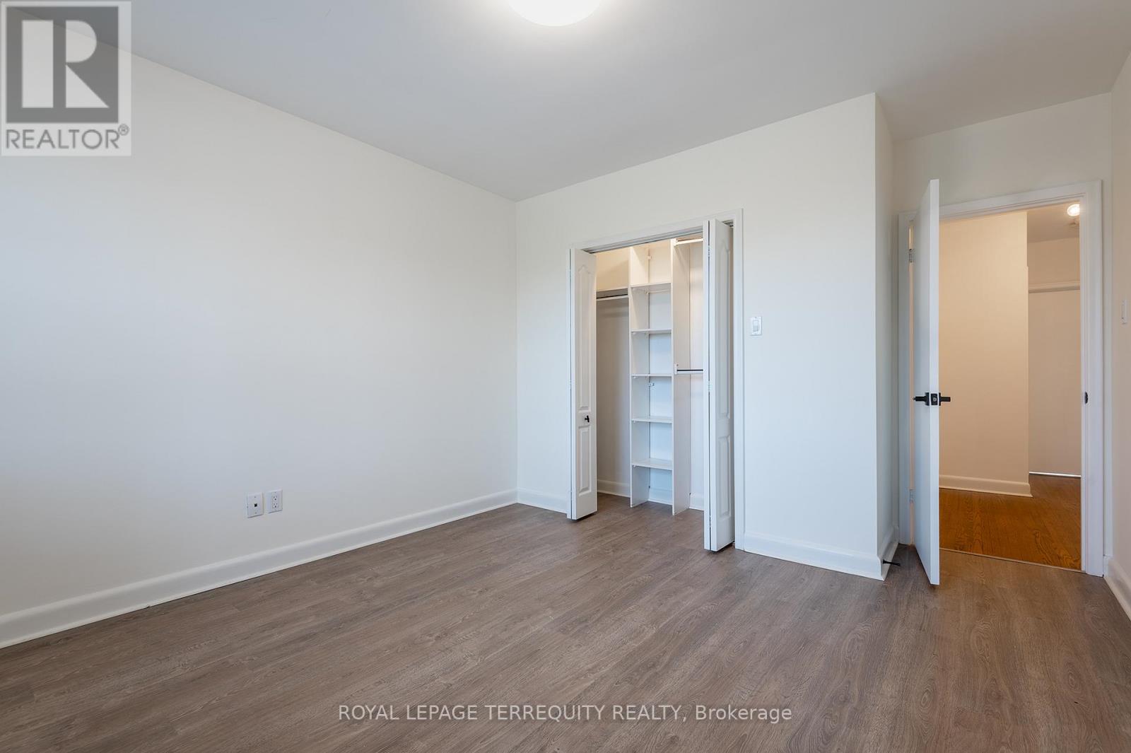 31 Rivercove Drive, Toronto, Ontario  M9B 4Y8 - Photo 17 - W12458811