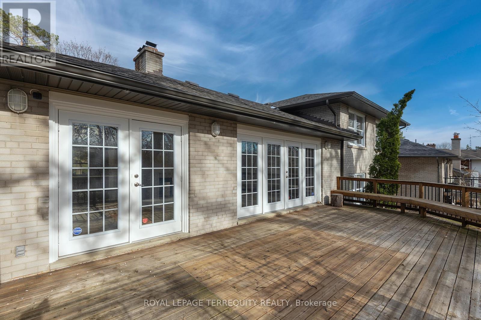 31 Rivercove Drive, Toronto, Ontario  M9B 4Y8 - Photo 36 - W12458811