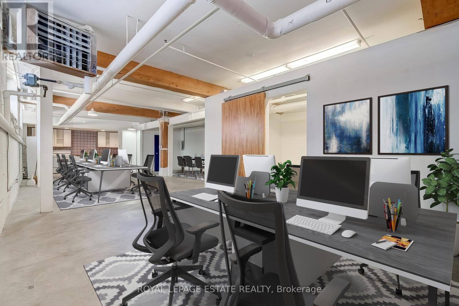 3 - 535 Queen Street E, Toronto, Ontario  M5A 1V1 - Photo 2 - C12455989