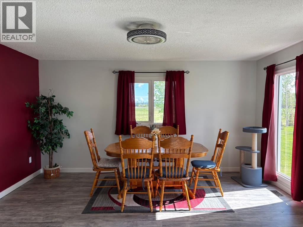 365 S 5 Street W, Magrath, Alberta  T0K 1J0 - Photo 9 - A2252993