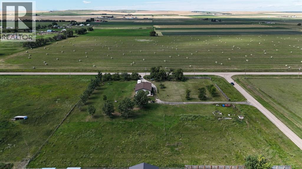 365 S 5 Street W, Magrath, Alberta  T0K 1J0 - Photo 2 - A2252993