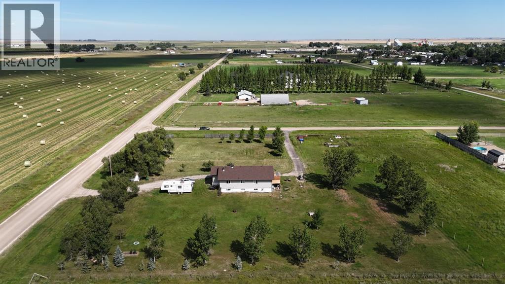365 S 5 Street W, Magrath, Alberta  T0K 1J0 - Photo 4 - A2252993