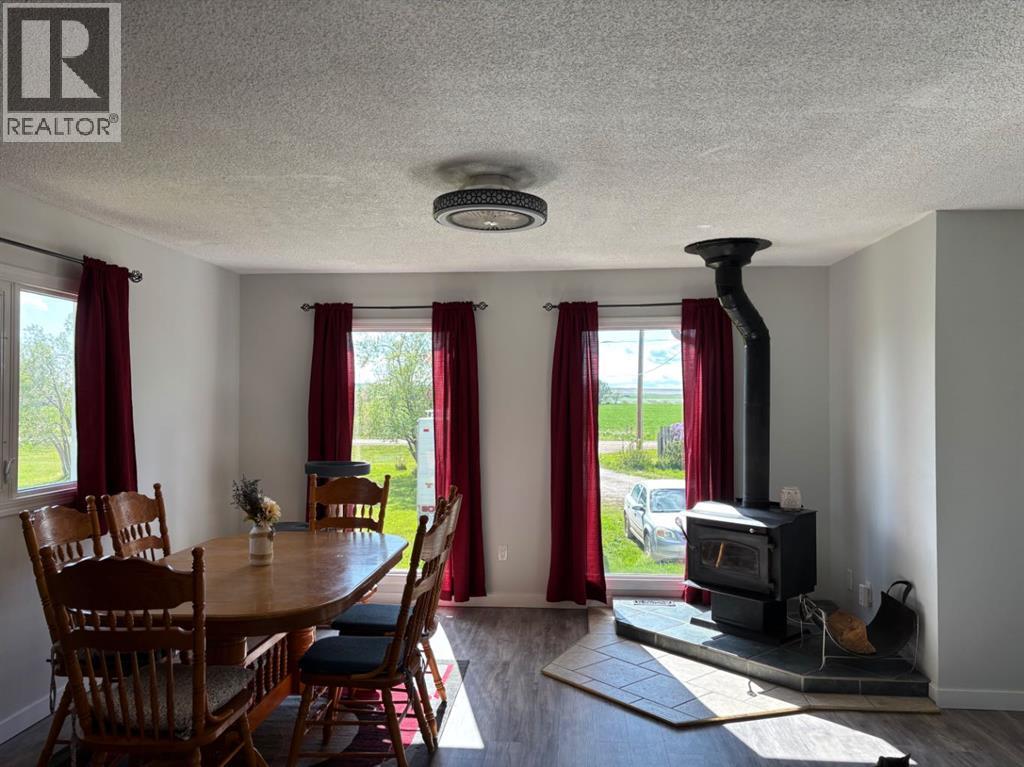 365 S 5 Street W, Magrath, Alberta  T0K 1J0 - Photo 8 - A2252993