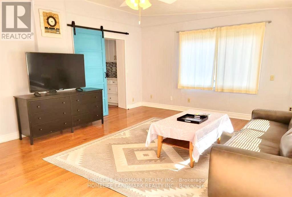 22 Traymoor Street, Kingston, Ontario  K7L 4K8 - Photo 14 - X12458819