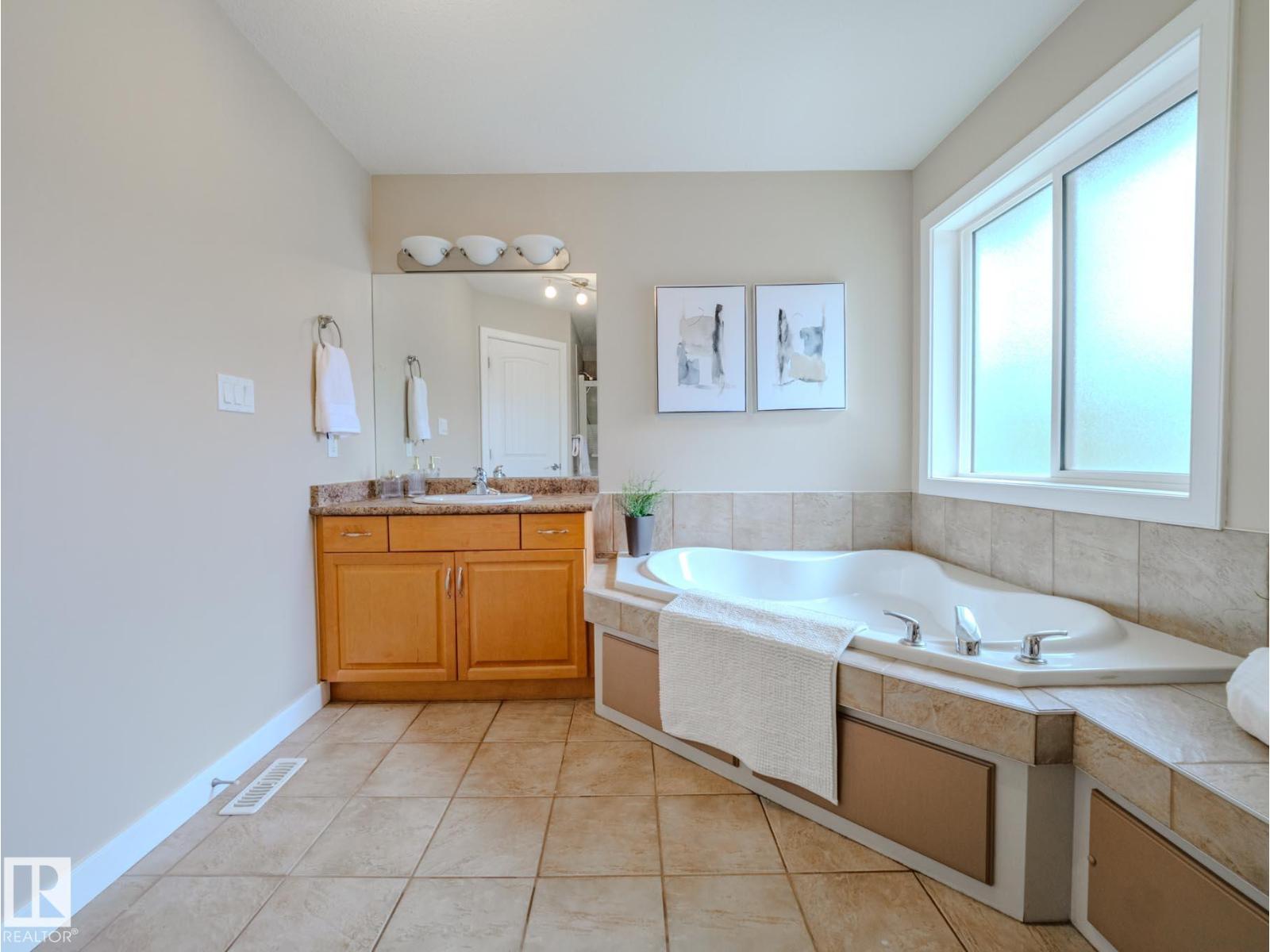 5307 61 St, Beaumont, Alberta  T6T 1H1 - Photo 61 - E4458547