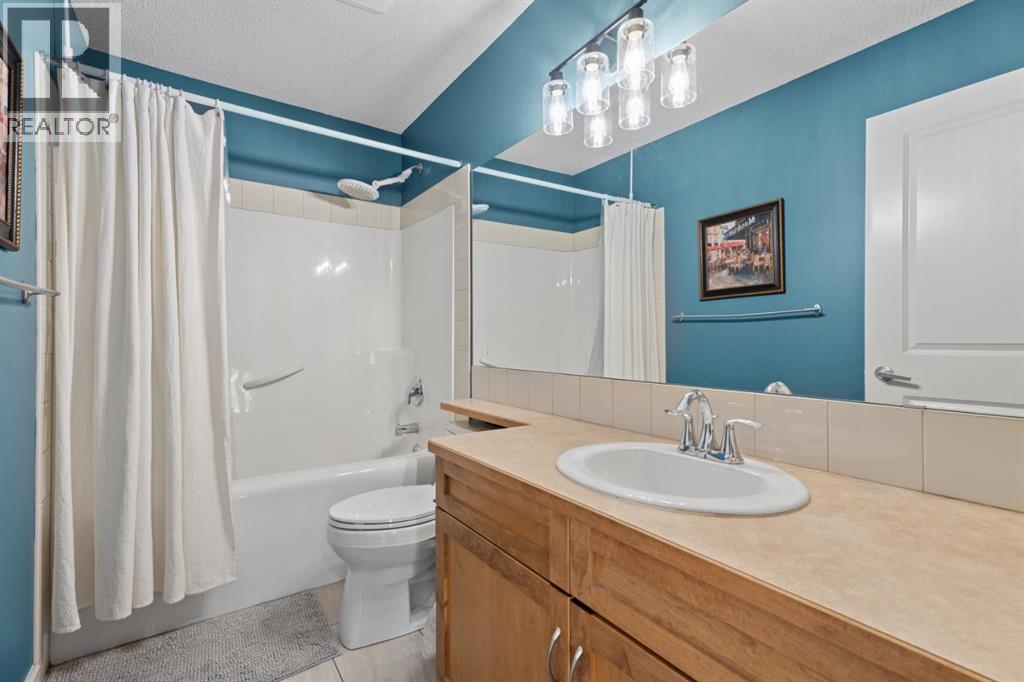 15 Drake Landing Drive, Okotoks, Alberta  T1S 2M7 - Photo 32 - A2255305