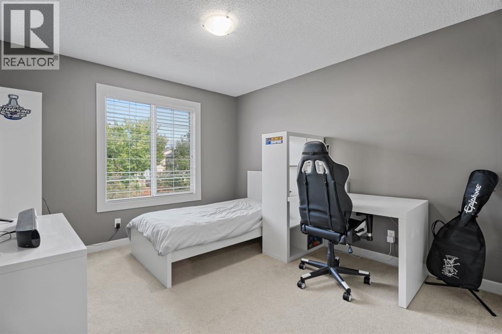 15 Drake Landing Drive, Okotoks, Alberta  T1S 2M7 - Photo 36 - A2255305