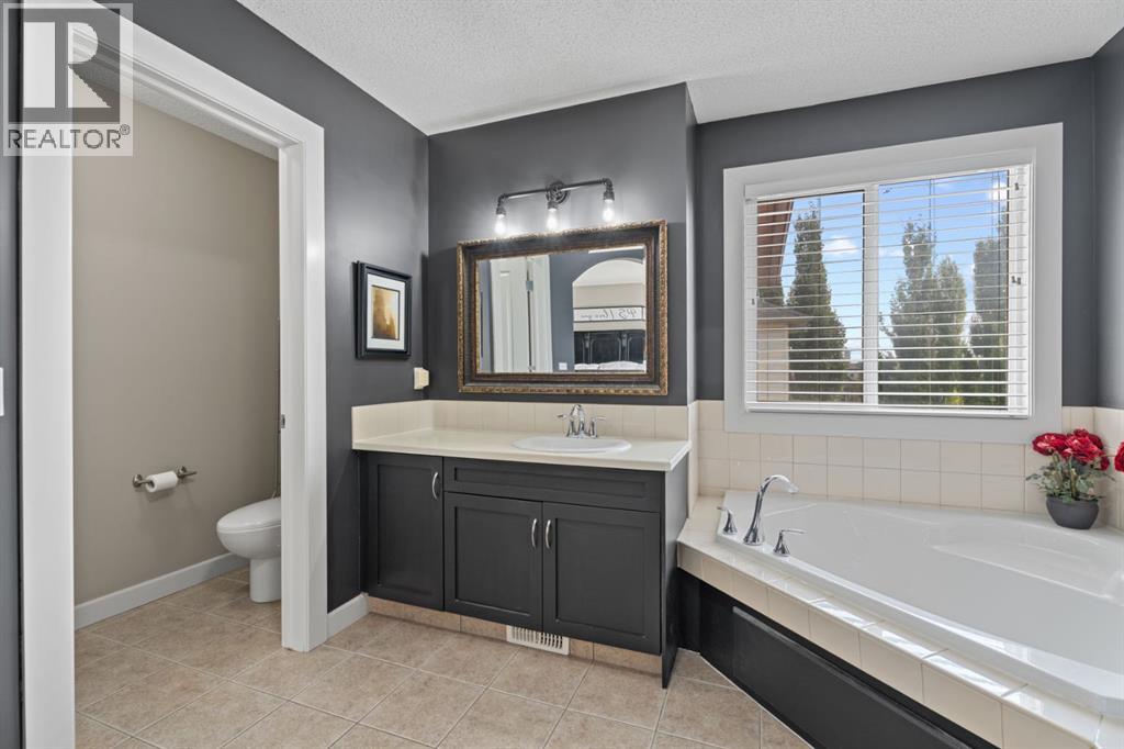 15 Drake Landing Drive, Okotoks, Alberta  T1S 2M7 - Photo 29 - A2255305