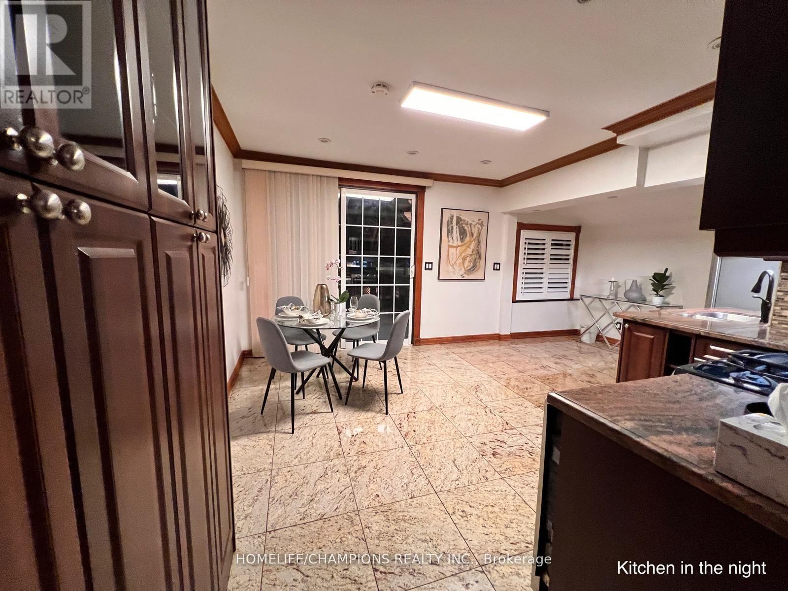 291 St Clair Avenue E, Toronto, Ontario  M4T 1P3 - Photo 31 - C12458842
