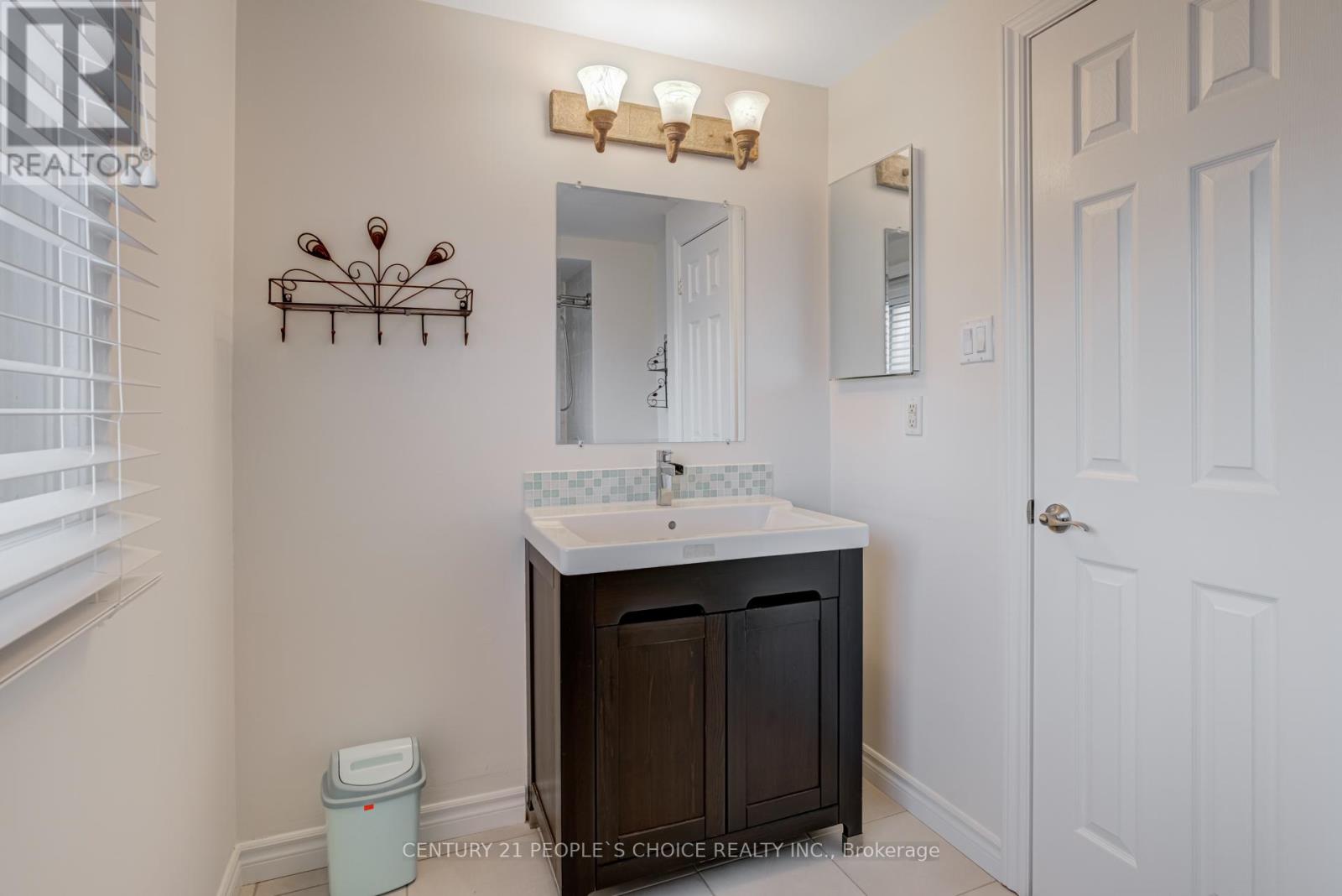 36 Ponymill Drive, Toronto, Ontario  M1V 2Y1 - Photo 8 - E12458838