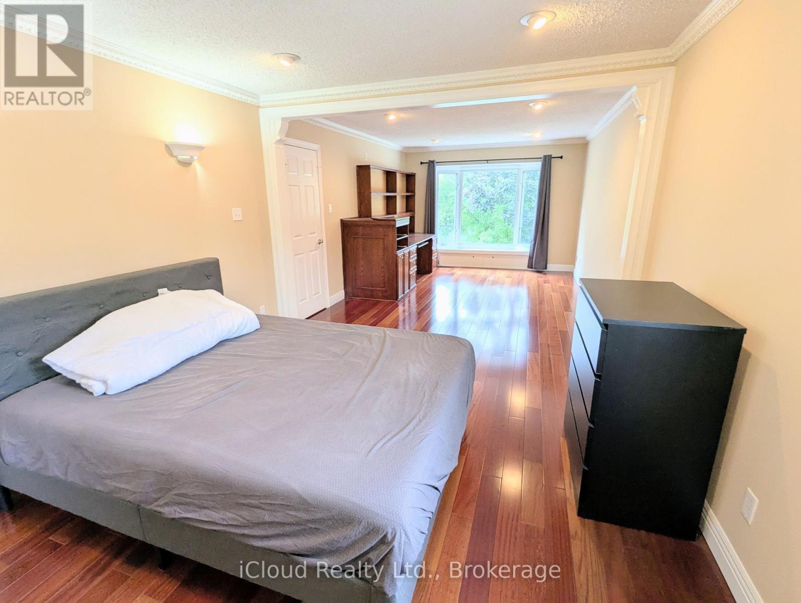 3669 Baird Court, Mississauga, Ontario  L5L 4T6 - Photo 28 - W12458822
