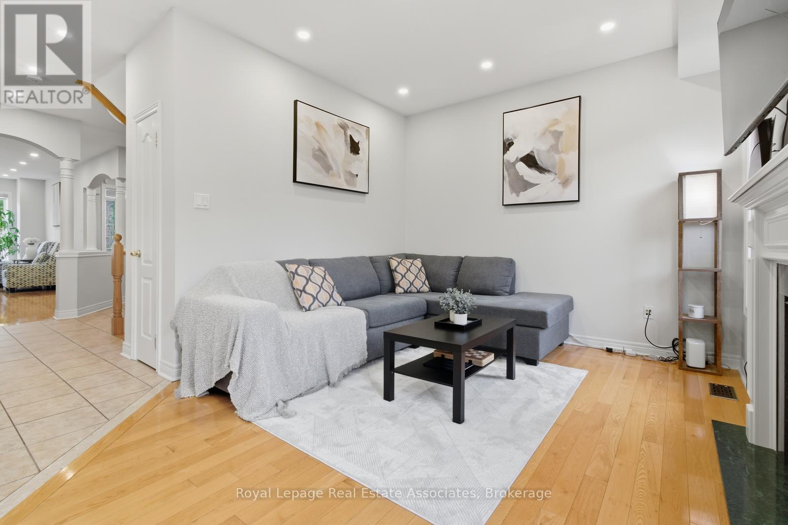 66 Millhouse Mews, Brampton, Ontario  L6Y 5J8 - Photo 13 - W12458824