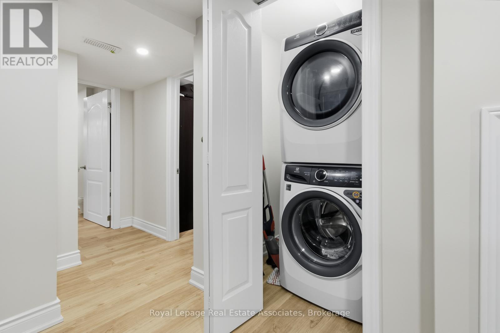 66 Millhouse Mews, Brampton, Ontario  L6Y 5J8 - Photo 35 - W12458824