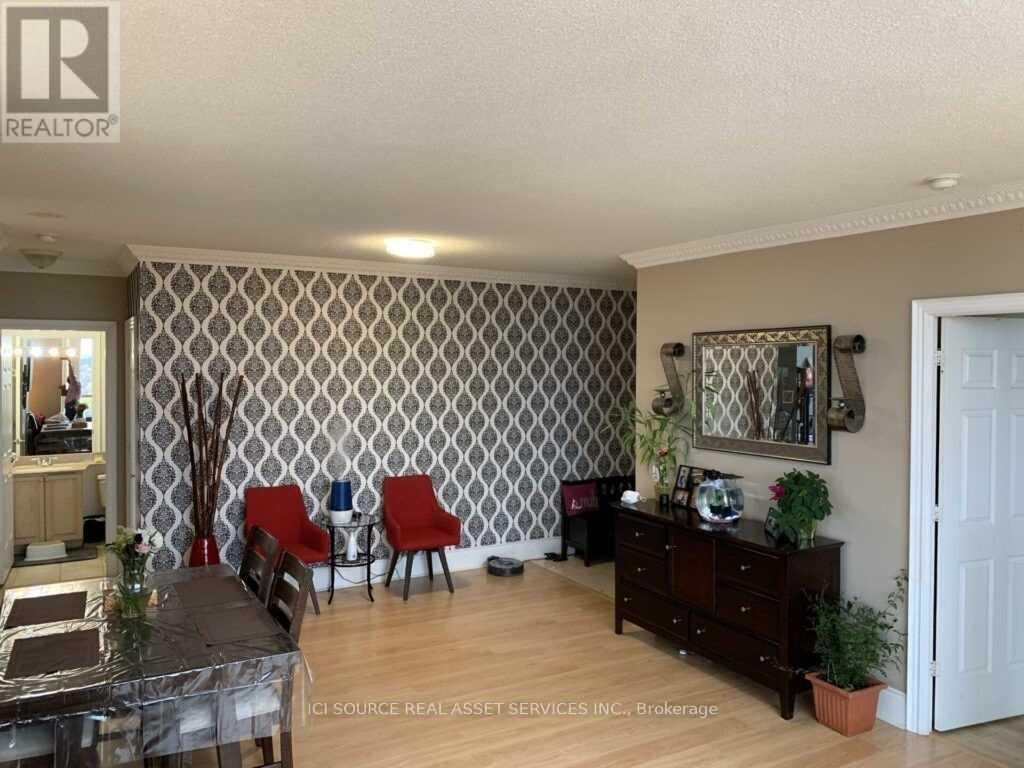 2320 - 5233 DUNDAS STREET W, Toronto, Ontario