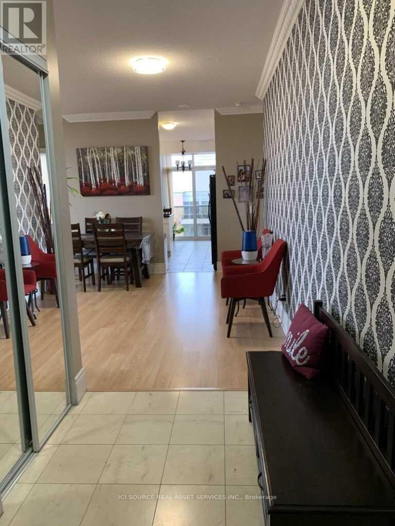 2320 - 5233 Dundas Street W, Toronto, Ontario  M9B 6M1 - Photo 4 - W12458828