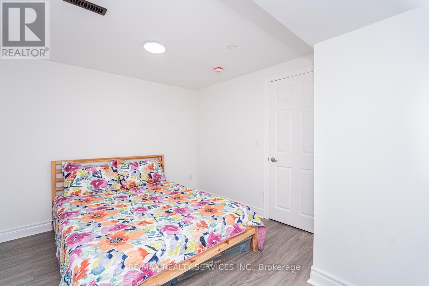 172 Hansen Road, Brampton, Ontario  L6V 2G6 - Photo 40 - W12458831