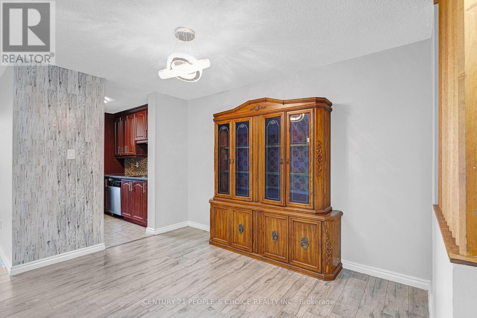1410 - 21 Knightsbridge Road, Brampton, Ontario  L6T 3Y1 - Photo 15 - W12458846