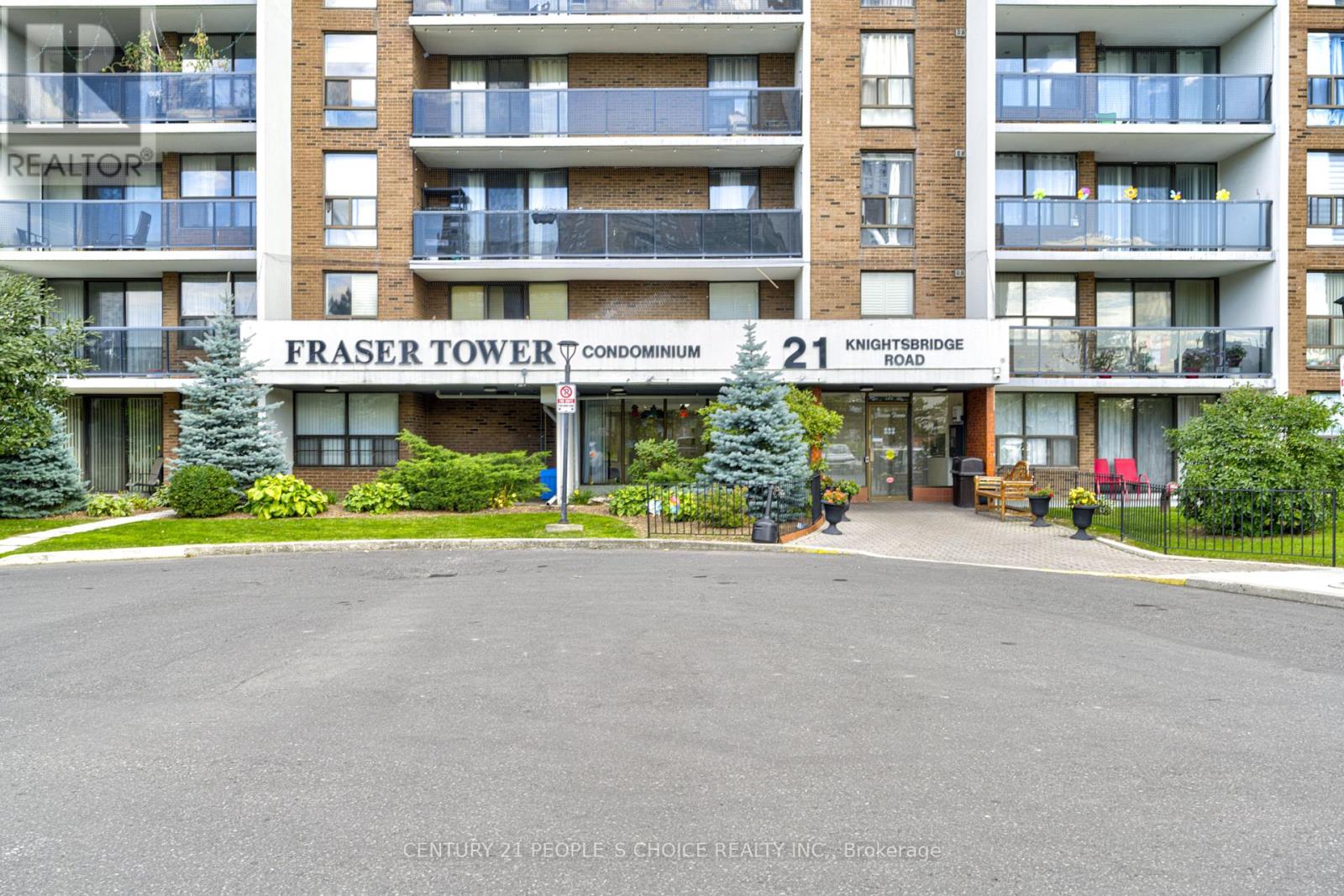 1410 - 21 Knightsbridge Road, Brampton, Ontario  L6T 3Y1 - Photo 4 - W12458846