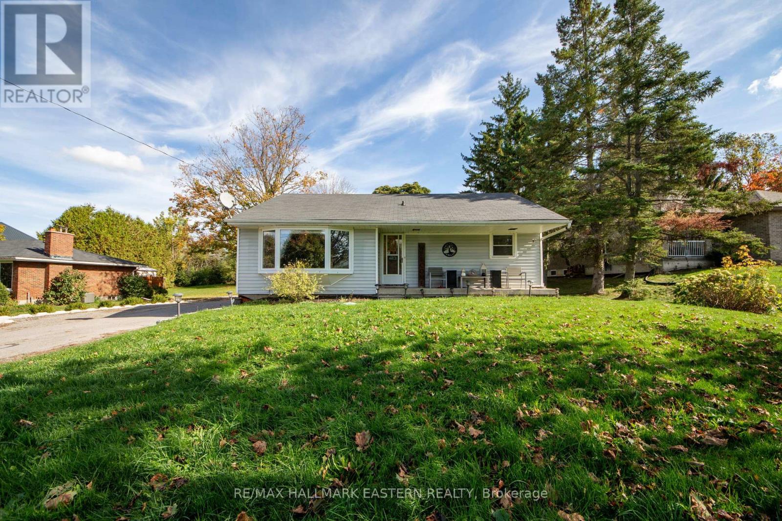 1259 Mann Road, Selwyn, Ontario  K0L 1H0 - Photo 2 - X12458854