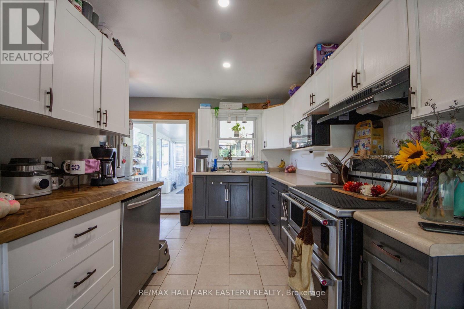 1259 Mann Road, Selwyn, Ontario  K0L 1H0 - Photo 8 - X12458854