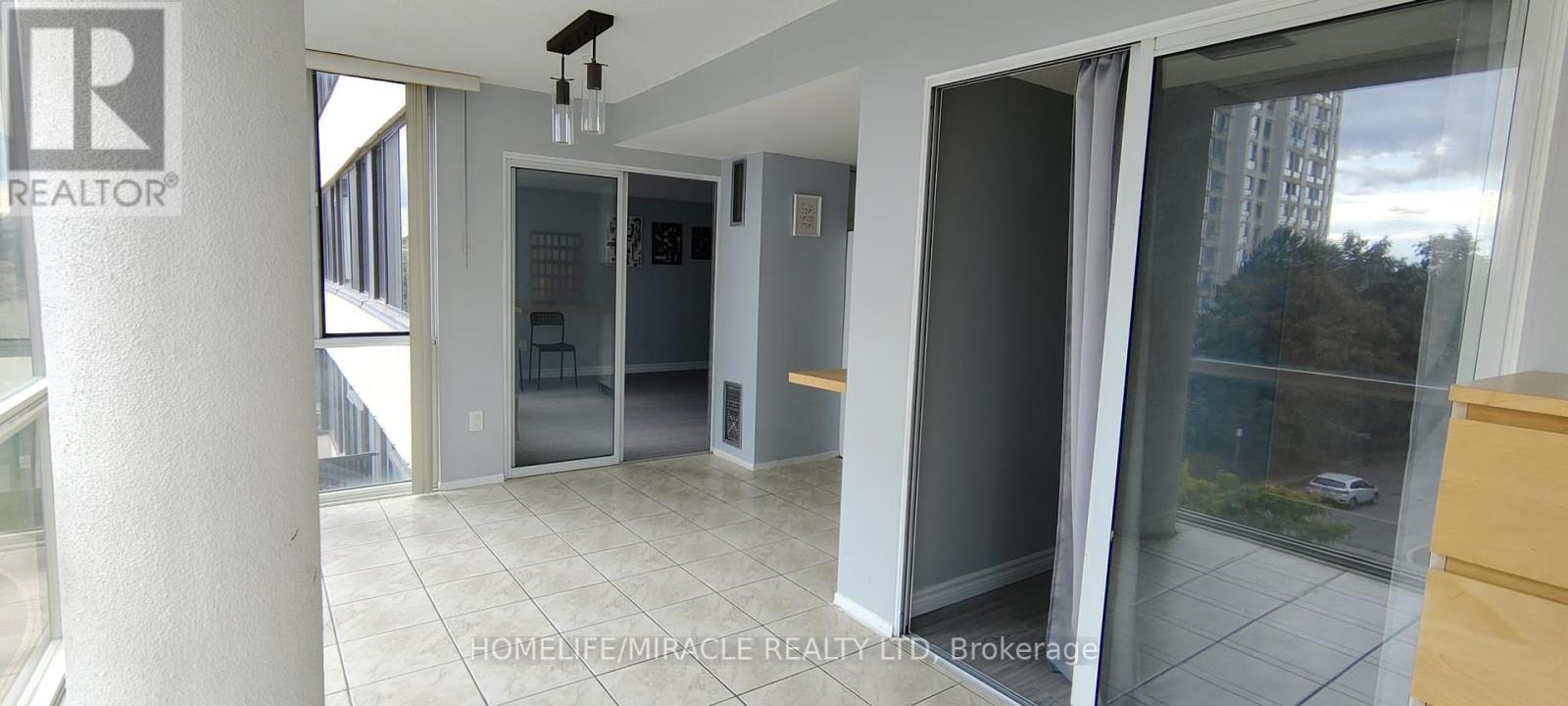 404 - 10 Markbrook Lane, Toronto, Ontario  M9V 5E3 - Photo 14 - W12420182