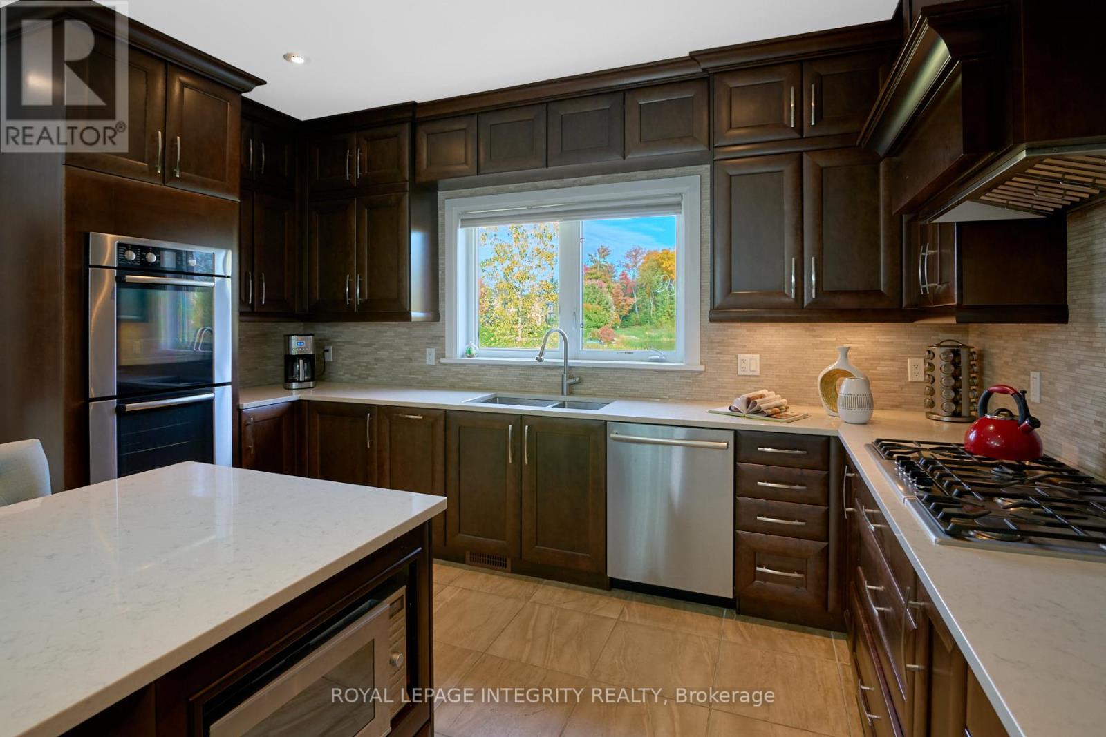 1954 Cedarlakes Way, Ottawa, Ontario  K4P 0E4 - Photo 12 - X12458855
