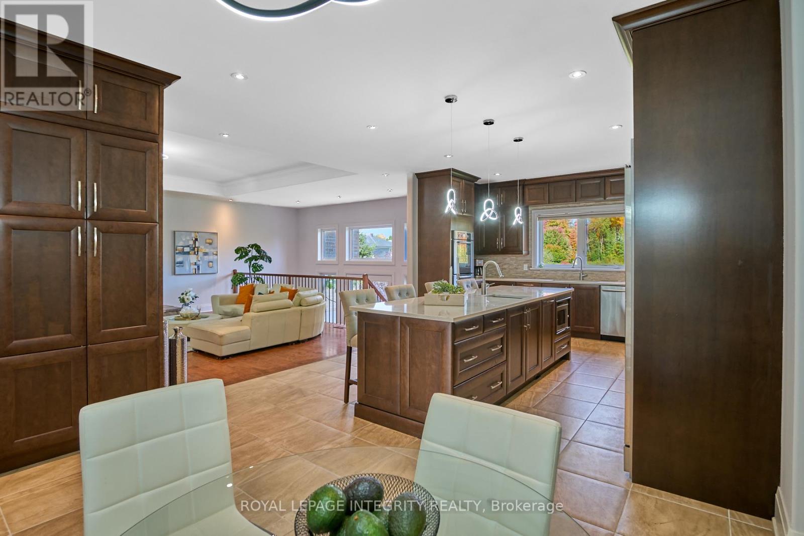 1954 Cedarlakes Way, Ottawa, Ontario  K4P 0E4 - Photo 16 - X12458855