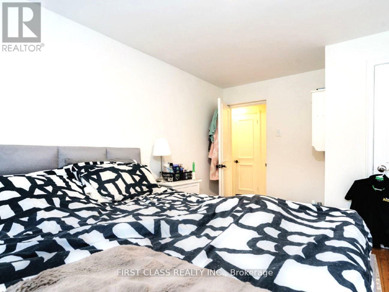 1 - 117 Hillsdale Avenue E, Toronto, Ontario  M4S 1T4 - Photo 2 - C12458862