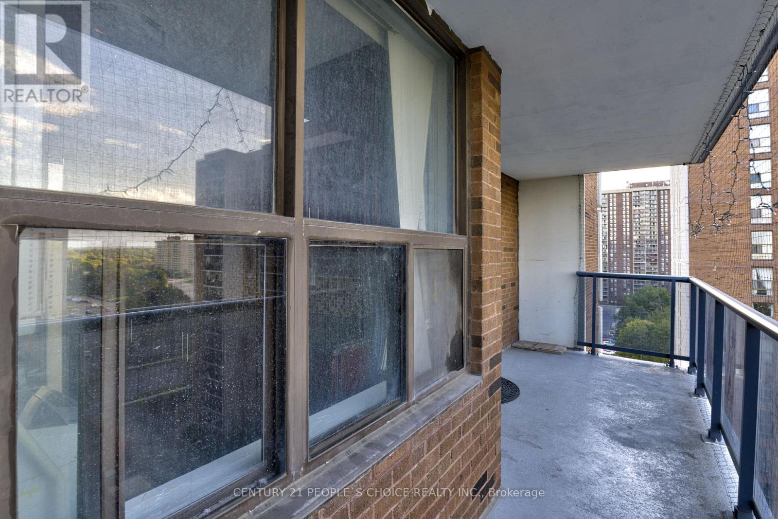 1410 - 21 Knightsbridge Road, Brampton, Ontario  L6T 3Y1 - Photo 36 - W12458849