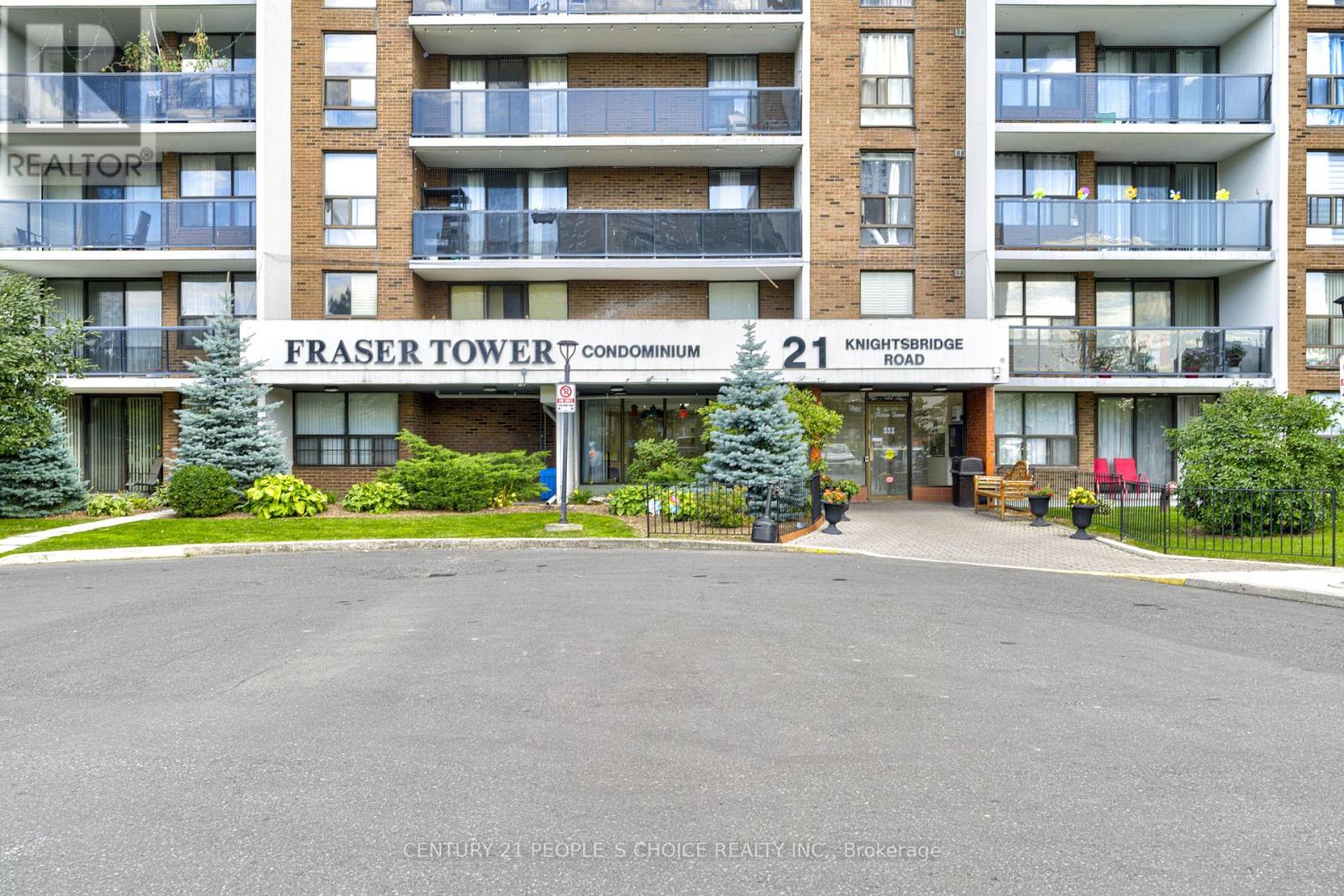 1410 - 21 Knightsbridge Road, Brampton, Ontario  L6T 3Y1 - Photo 4 - W12458849