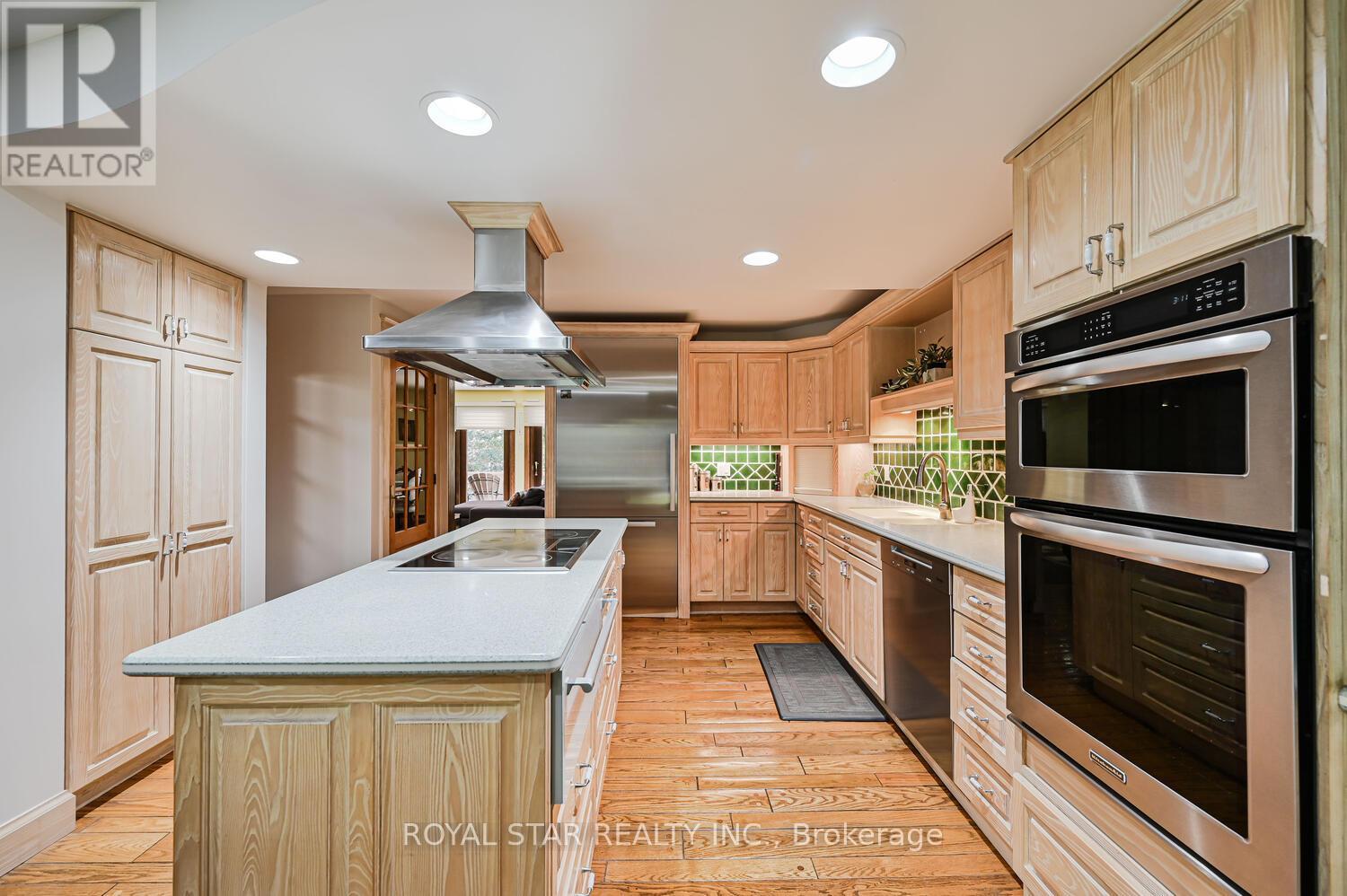 29 Cedar Drive, Caledon, Ontario  L7K 1H5 - Photo 17 - W12458857