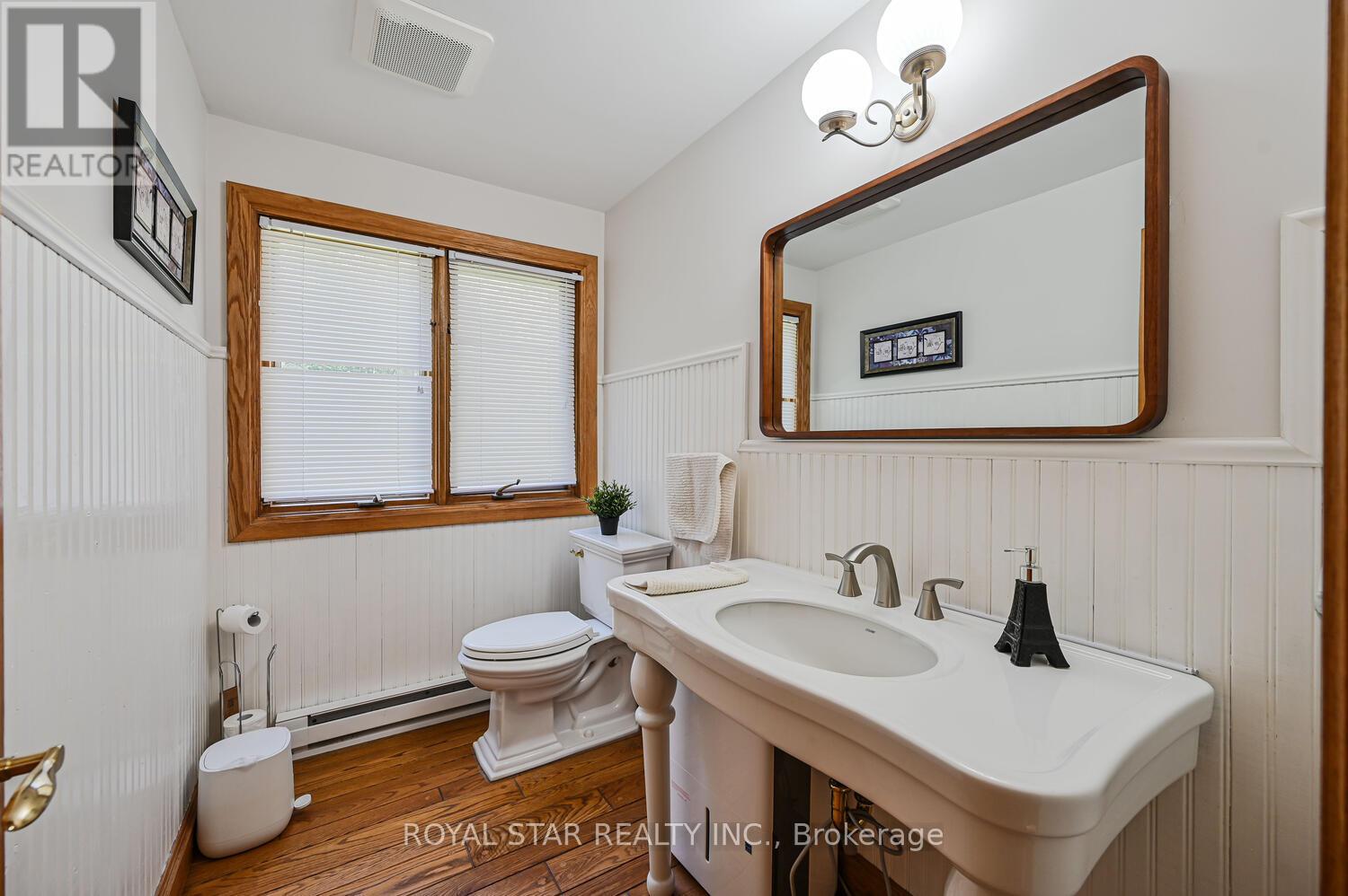 29 Cedar Drive, Caledon, Ontario  L7K 1H5 - Photo 19 - W12458857
