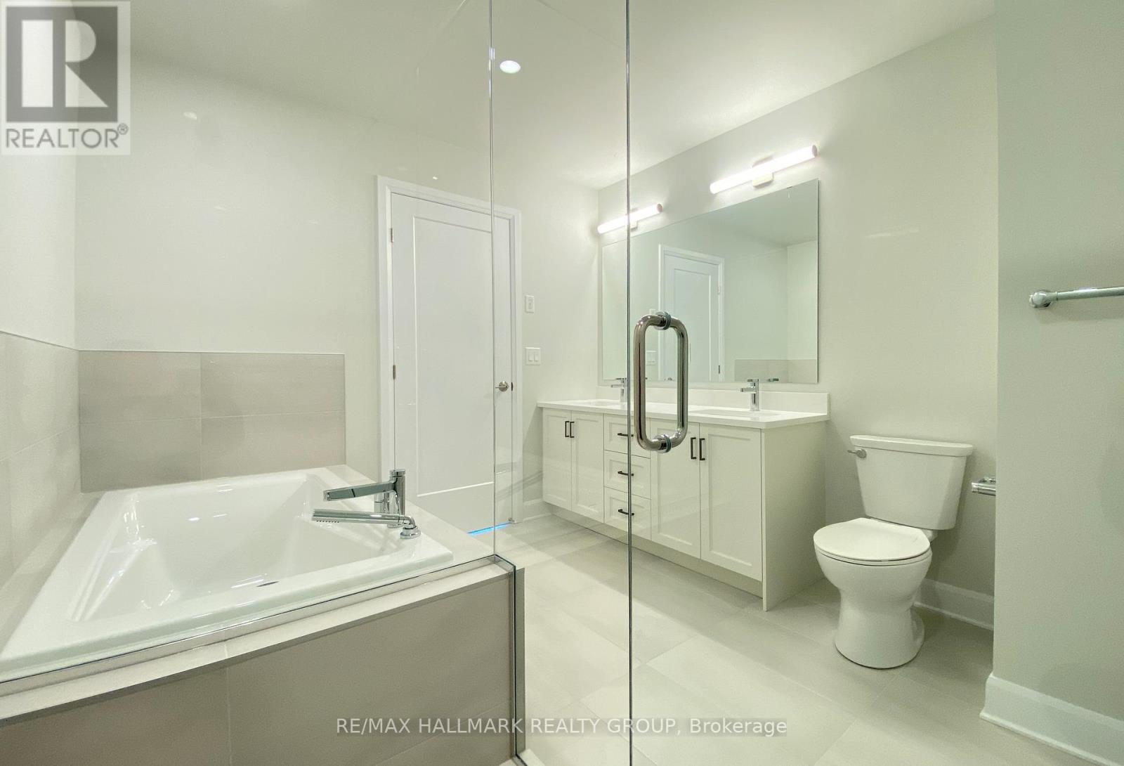 1308 Whitlow Grass Way, Ottawa, Ontario  K2W 0N5 - Photo 28 - X12458882