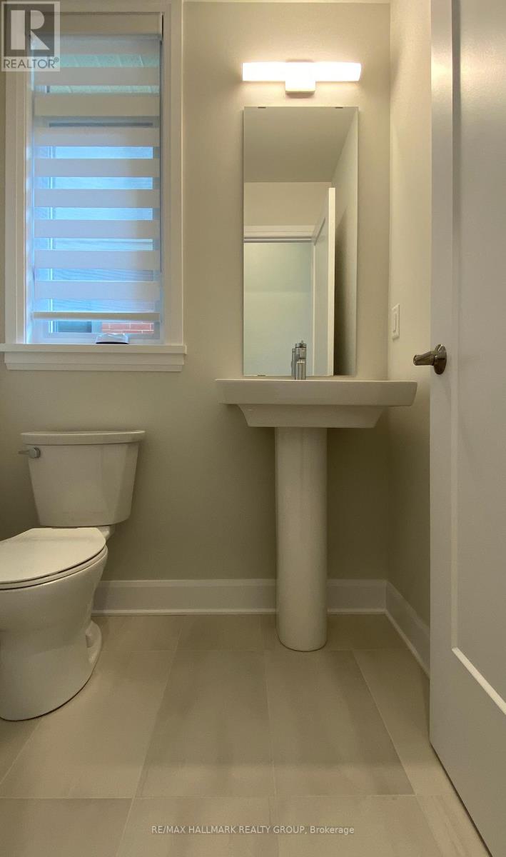 1308 Whitlow Grass Way, Ottawa, Ontario  K2W 0N5 - Photo 7 - X12458882