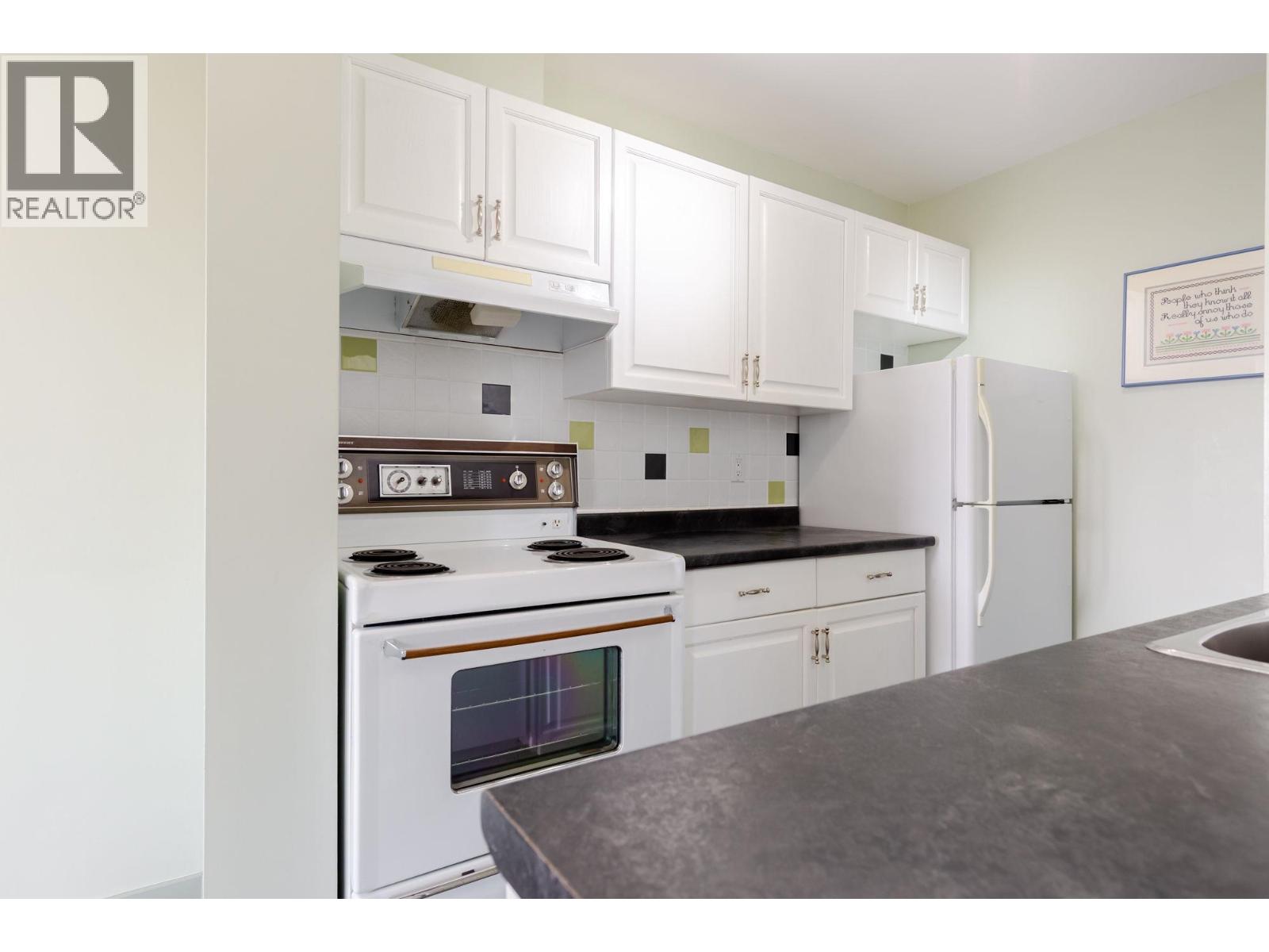 1103 6759 Willingdon Avenue, Burnaby, British Columbia  V5H 3Y9 - Photo 9 - R3050429